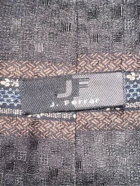 Like new J. Ferrar Men's Woven Navy Tie with Blue Accent Stripes